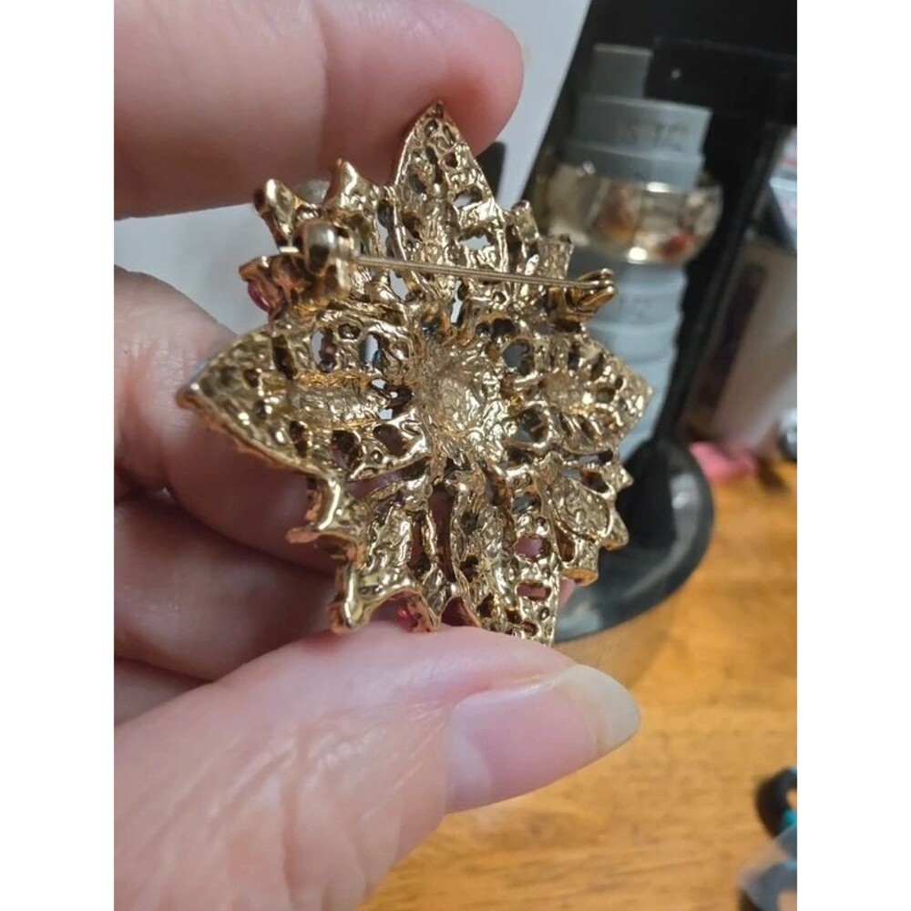 Starburst Pastel Cats Eye Marquis Rhinestone Brooch - Picture 7 of 7